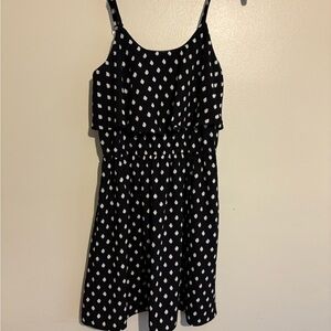 BLACK AND WHITE POLKA DOT DRESS XS